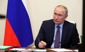 Путин призвал обеспечить приемлемые цены на нефтепродукты внутри России