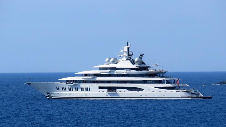 FBC: Власти Фиджи арестовали яхту российского миллиардера