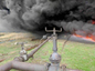 Пожар на нефтеперерабатывающем заводе в Лисичанске. Фото © Луганский информационный центр