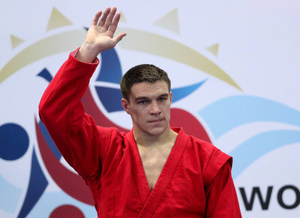 Бойца Немкова госпитализировали после несостоявшегося чемпионского поединка в Bellator