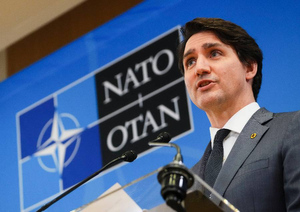 Премьер Канады сообщил о решении отправить Украине тяжёлую артиллерию