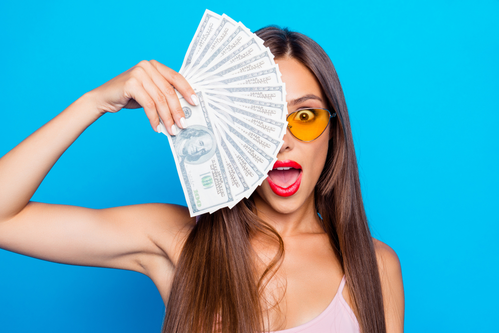 Носительница имени Милана обладает сильной энергетикой, которая помогает приманивать в жизнь деньги. Фото © Shutterstock