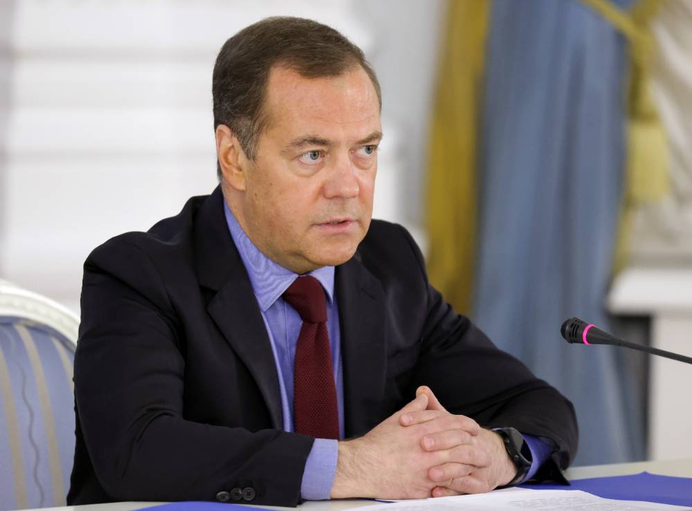 Медведев предупредил, что РФ должна быть готовой к вероятной агрессии со стороны НАТО