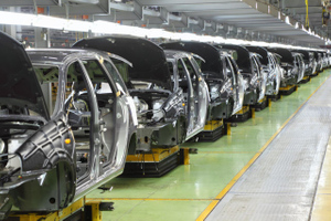 Производитель Opel и Peugeot приостановил сборку машин в Калуге