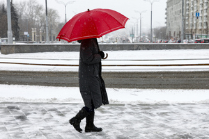 Гидрометцентр продлил в Москве и области "жёлтый" уровень погодной опасности
