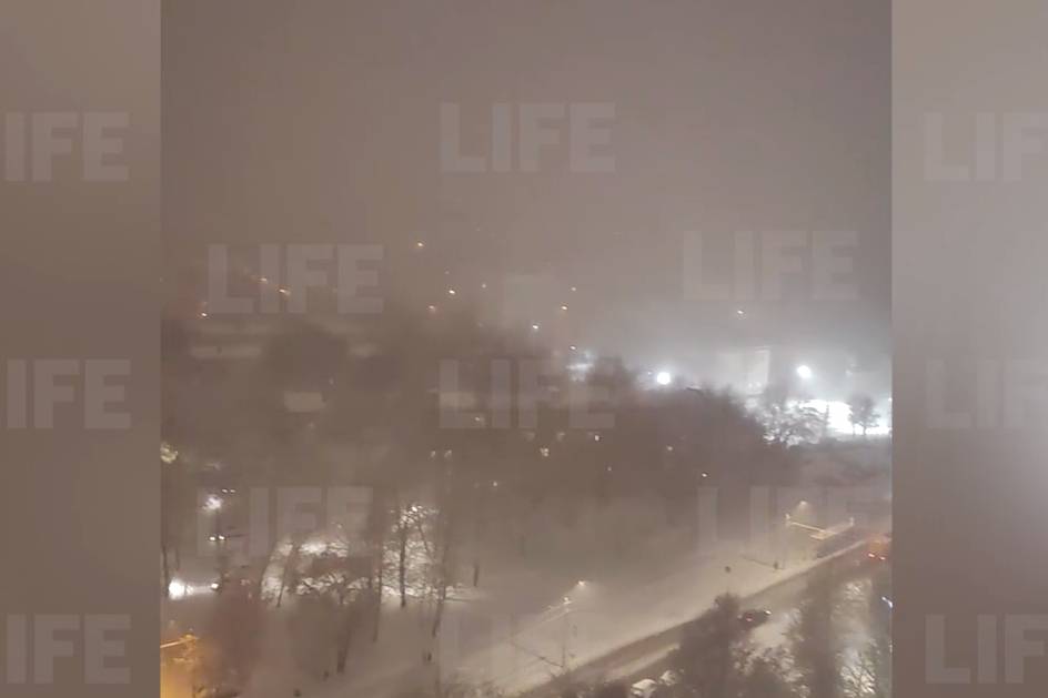 Прощальный привет зимы: Сугробы в Москве за день выросли уже на семь сантиметров