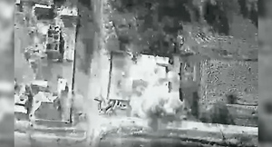 Точное попадание: Минобороны показало видео уничтожения пункта управления ВСУ боеприпасом "Краснополь"