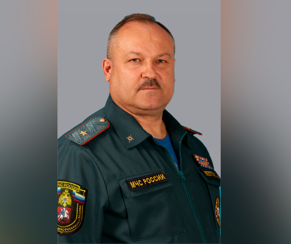 Генерал-майор Сергей Желтов, начальник ГУ МЧС России по Москве. Фото © МЧС России