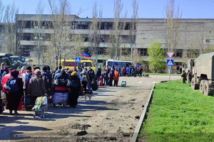 Народная милиция ДНР сообщила об эвакуации 127 жителей Мариуполя из района "Азовстали" 