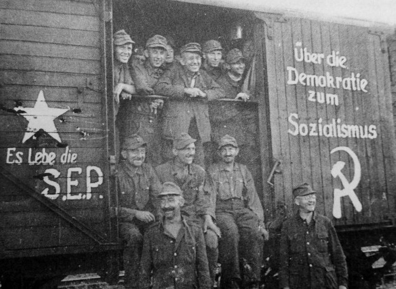 Возвращение немецких военнопленных в Восточную Германию. Фото © "Всё о Второй мировой"