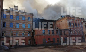 Пожар в Центральном НИИ в Твери. Фото © LIFE
