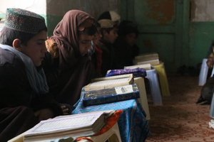 В университетах Афганистана ввели раздельное обучение для девушек и юношей