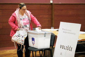 "Движение Свободы" обогнало правящую партию на парламентских выборах в Словении
