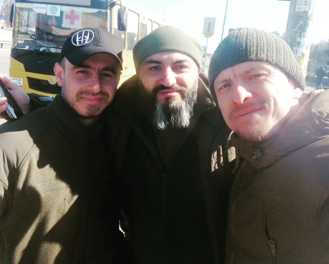 Скальд (справа) с Теймуразом Хизанишвили за неделю до "киевской резни". Фото © Instagram (запрещён на территории Российской Федерации) / sergiiskald