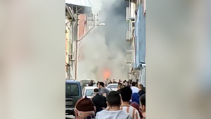 В Турции самолёт упал посреди оживлённой улицы, есть жертвы