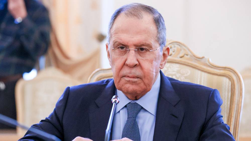 Лавров объяснил, почему из интервью Зеленского CNN вырезал фразу о батальоне Азов