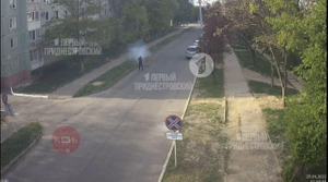 Трое с гранатомётами и 20 секунд на всё: Опубликовано видео обстрела здания МГБ в Приднестровье