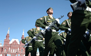 Песков пообещал на днях сообщить, кто из иностранных лидеров приглашён на Парад Победы