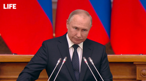 "Все решения приняты": Путин пообещал молниеносный ответ тем, кто вмешается в ситуацию на Украине извне
