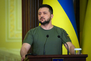 Зеленский заявил о готовности Киева к переговорам по эвакуации людей из "Азовстали"