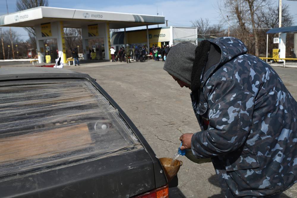 Премьер Украины Шмыгаль сообщил о дефиците автомобильного топлива в стране