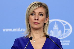 Захарова: Не надо ориентироваться на заявления Зеленского о встрече с Путиным