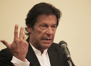 Кабмин Пакистана отправили в отставку