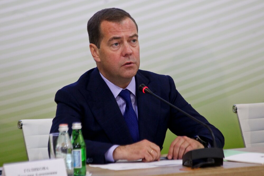 Медведев заявил об 