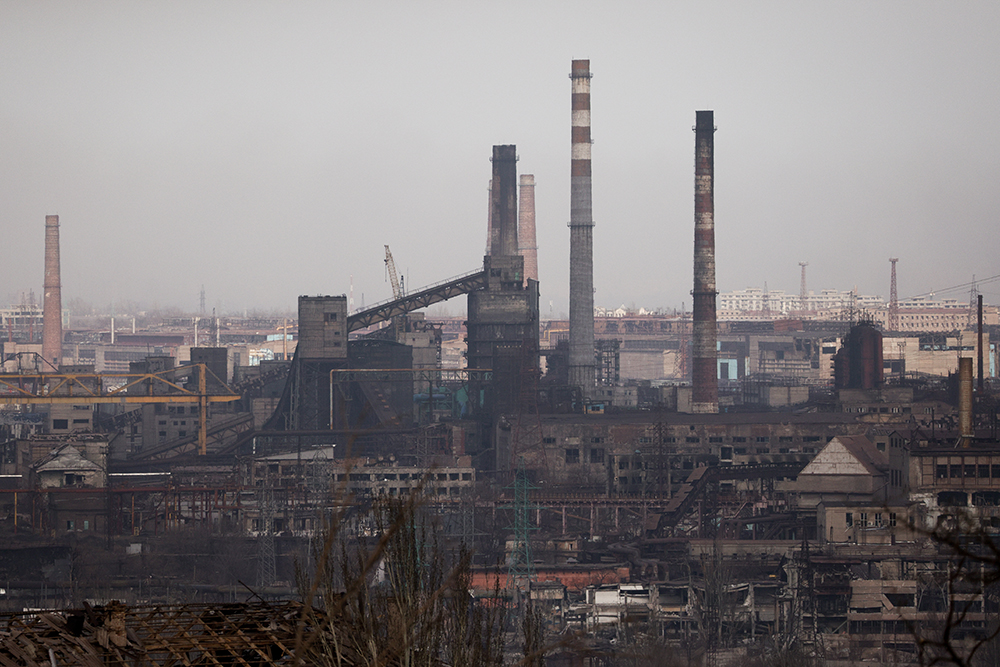 Вид на завод "Азовсталь". Мариуполь, Донецкая область, Украина. Фото © ТАСС / Сергей Бобылев