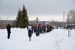 Дамира Исламова проводили в последний путь. Фото © Пресс-служба Альметьевской епархии