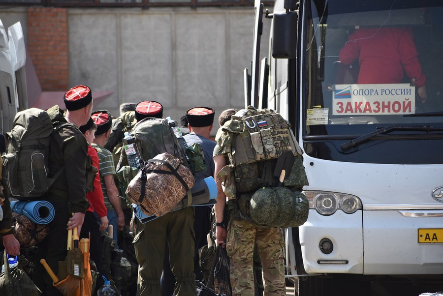 Отправка кубанских казаков в Донбасс. Фото предоставлено Лайфу