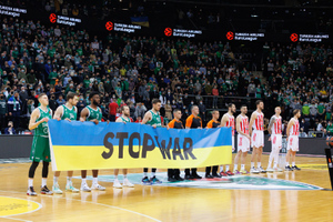 Двойные стандарты: Как на Западе травят звёзд мирового спорта из-за поддержки России