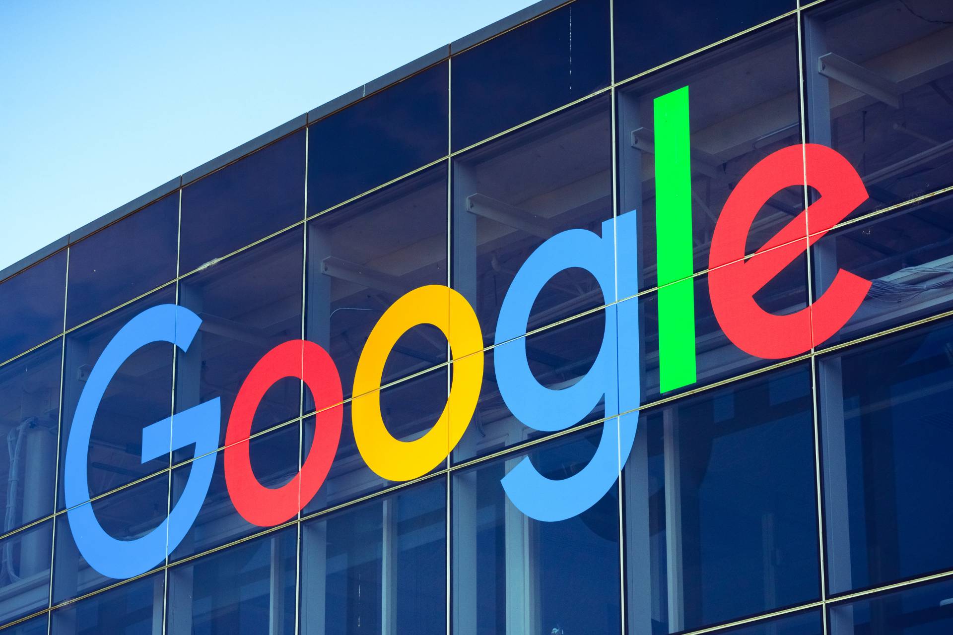 ФАС наложила на Google оборотный штраф в 2 млрд рублей