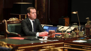 Медведев заявил, что западные санкции против России похожи на методы инквизиции