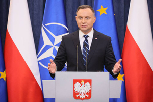 Президент Польши Дуда заявил, что диалог с Россией не имеет смысла