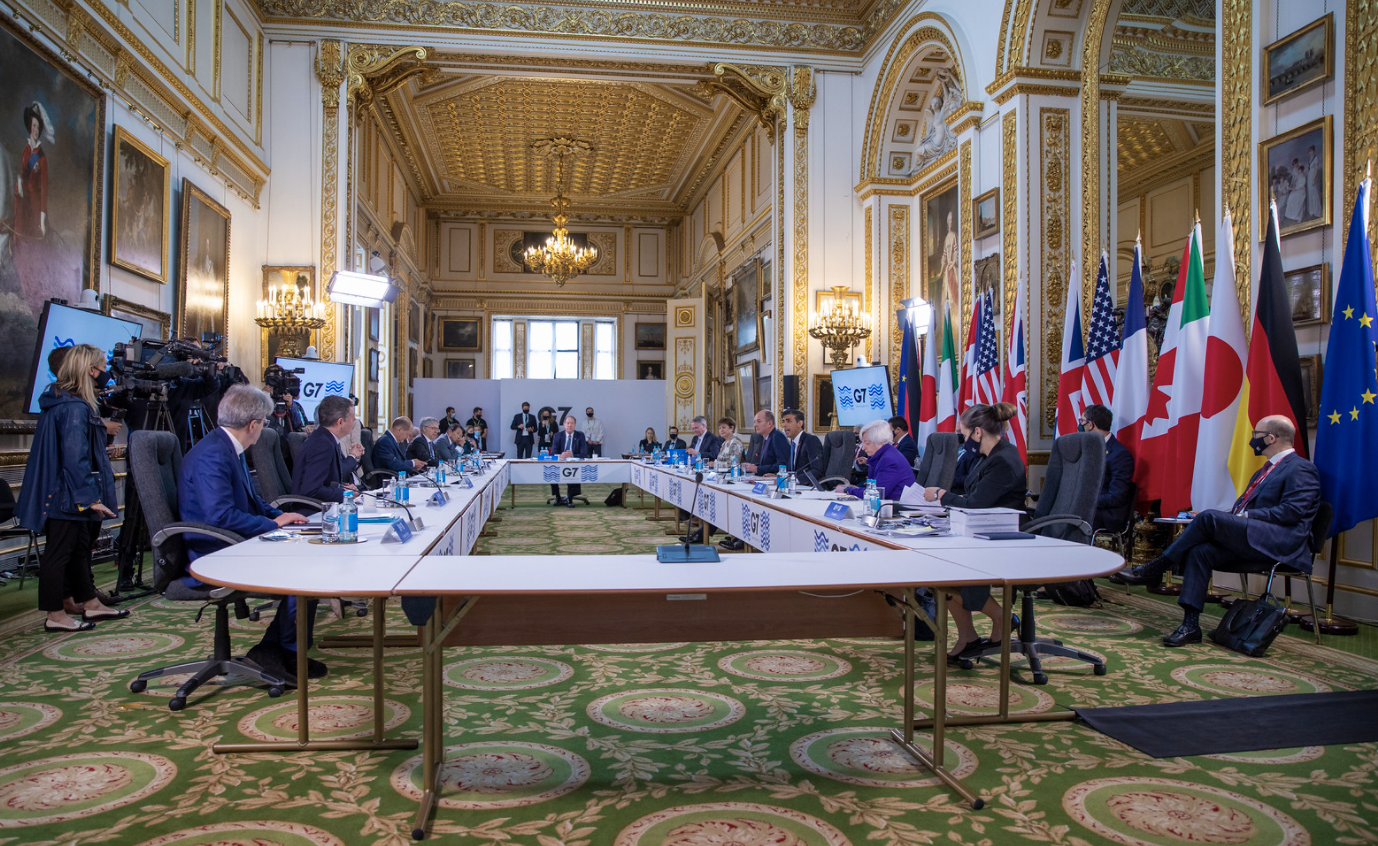 Банки, инвестиции и энергетика: Лидеры G7 анонсировали усиление санкций против России