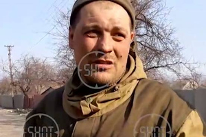 "Чем можем, тем помогаем": Бойцы ДНР рассказали, как раздают мариупольцам хлеб и сухпайки