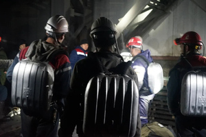 Два человека оказались под завалом на шахте в Кузбассе