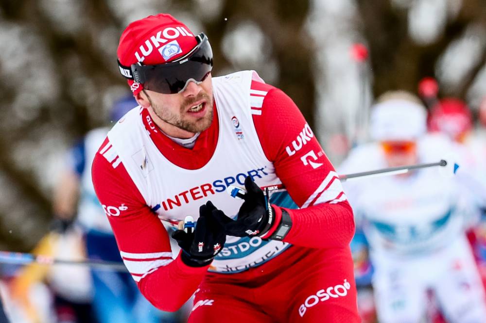 Евгений Белов выиграл Югорский лыжный марафон