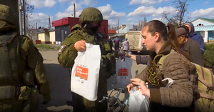 Более 600 тонн гуманитарной помощи доставили военные РФ жителям Изюма Харьковской области