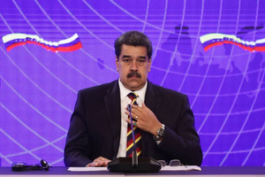 Мадуро уличил Запад в желании "расчленить Россию на куски"