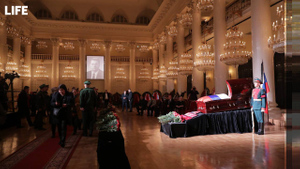 Владимира Жириновского провожают в последний путь. Фото © LIFE / Римма Львова