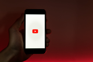 Google заблокировал YouTube-канал Госдумы "Дума ТВ"