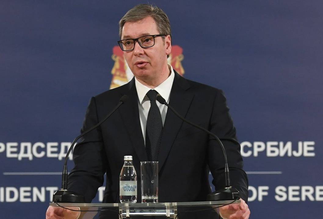 Вучич заявил о попытках Запада переделать Сербию