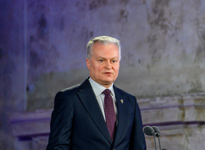 Президент Литвы разнёс план Макрона по приёму Украины в Евросоюз