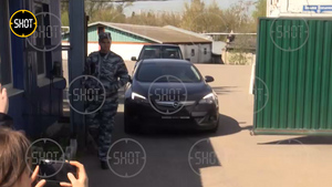 Улюкаев покинул колонию в Тверской области в кортеже из трёх машин