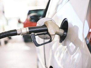 Цены на бензин в США второй раз за неделю побили исторический максимум
