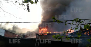 Пожар в бывшем помещении театра юного зрителя в Иркутске потушен