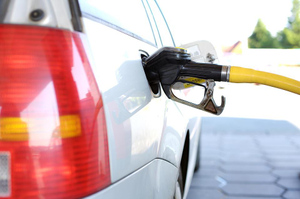 Цены на бензин в США вновь побили рекорд