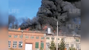 Крупный пожар произошёл на складе полиэтилена под Новосибирском